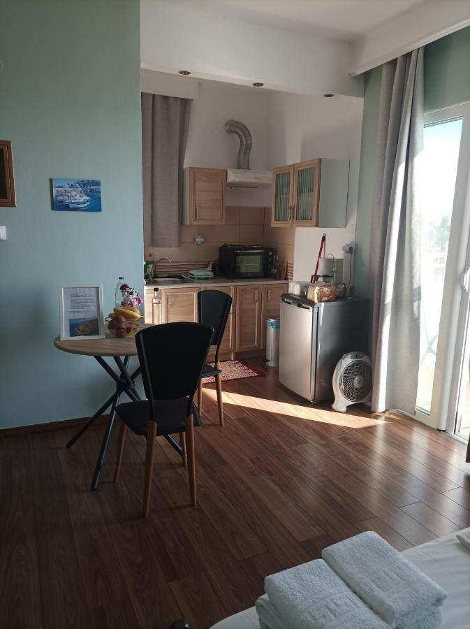 Beachfront Apartment Réthimno Kültér fotó